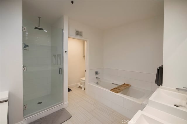 5350 White Oak Avenue 105, Encino, CA 91316 — photo 32 of 38