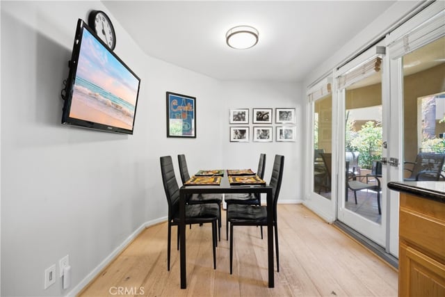 12841 Bloomfield Street 104, Studio City, CA 91604 — photo 12 of 28