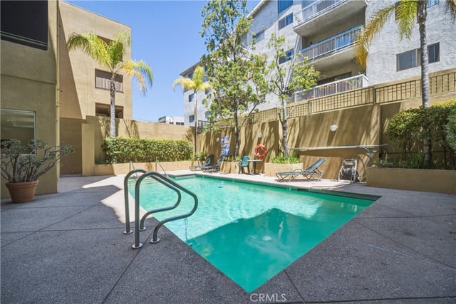 12841 Bloomfield Street 104, Studio City, CA 91604 — photo 24 of 28