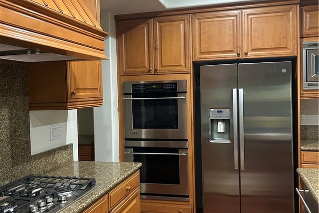10218 Pico Vista Road, Downey, CA 90241 — photo 10 of 60