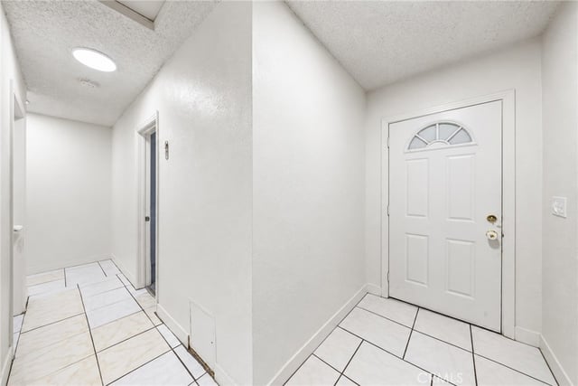9614 Graham Ave, Los Angeles, CA 90002 — photo 10 of 59