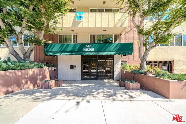 540 Kelton Avenue 105, Los Angeles, CA 90024 — photo 28 of 32