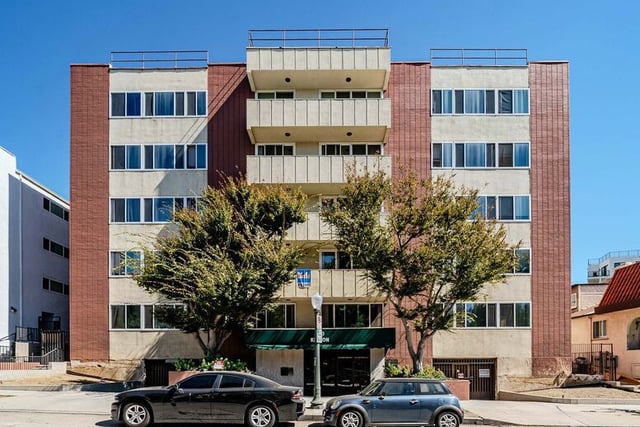 540 Kelton Avenue 105, Los Angeles, CA 90024 — photo 31 of 32