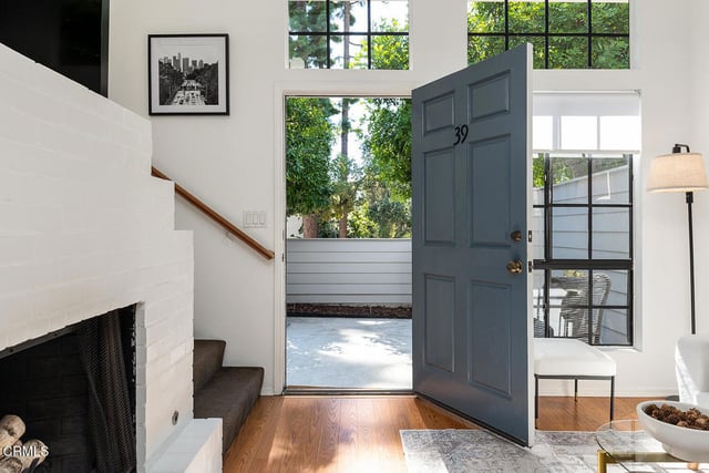 249 Alpine Street 39, Pasadena, CA 91106 — photo 4 of 22
