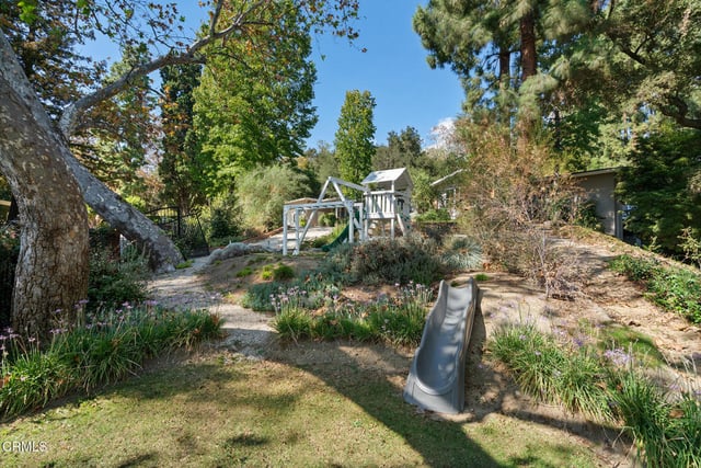 250 N San Rafael Avenue, Pasadena, CA 91105 — photo 41 of 46