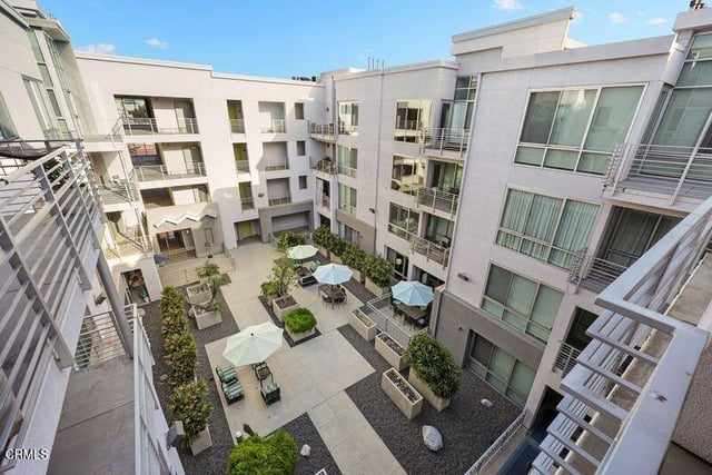 111 S De Lacey Avenue 409, Pasadena, CA 91105 — photo 47 of 51