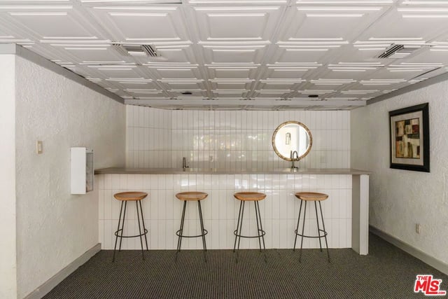 750 N Kings Road 315, Los Angeles, CA 90069 — photo 28 of 32