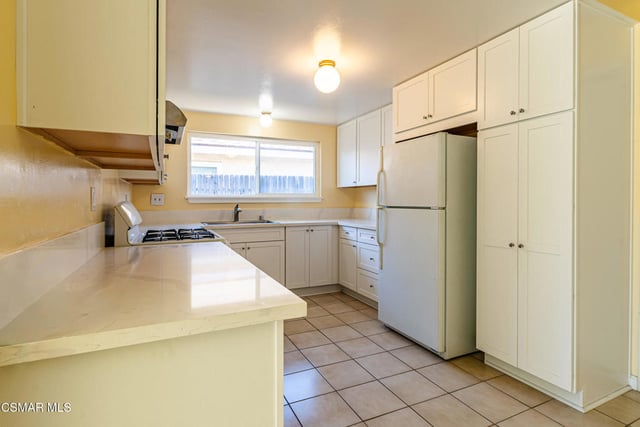 3430 Schooner Walk, Oxnard, CA 93035 — photo 3 of 21
