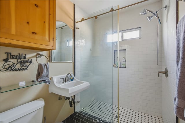2151 E Spaulding Court, Long Beach, CA 90804 — photo 13 of 38