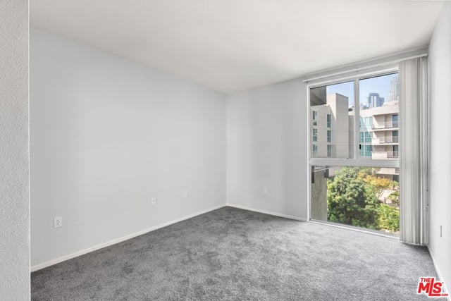 267 S San Pedro Street 320, Los Angeles, CA 90012 — photo 24 of 37