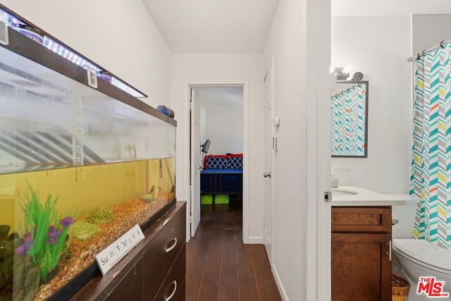 2216 5th Avenue, Los Angeles, CA 90018 — photo 16 of 29