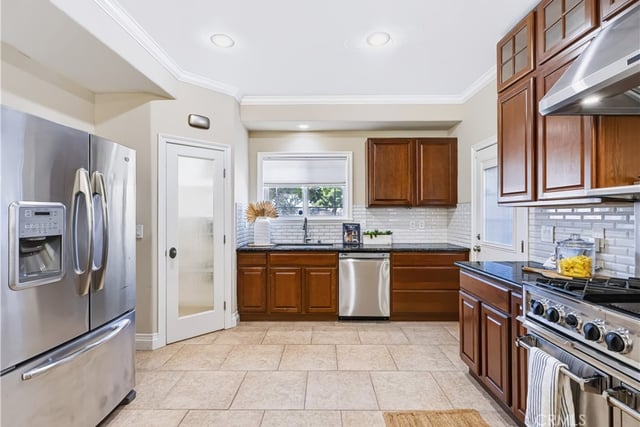 3482 Iroquois Avenue, Long Beach, CA 90808 — photo 8 of 50