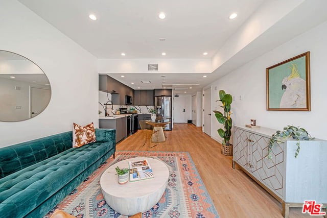 321 Oxford Avenue PH6, Los Angeles, CA 90020 — photo 4 of 31