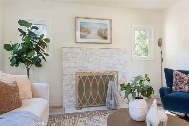 210 N Naomi, Burbank, CA 91505 — photo 13 of 53