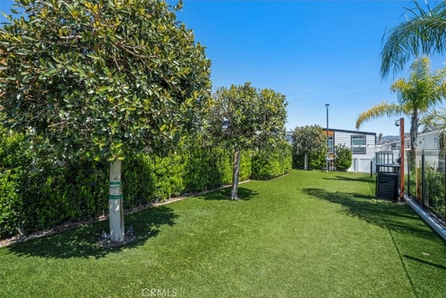 8250 Lankershim Boulevard 80, North Hollywood, CA 91605 — photo 21 of 33