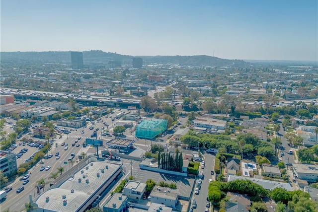 8516 Cadillac Avenue 8, Los Angeles, CA 90034 — photo 32 of 39