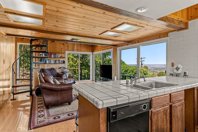 5 Toprail Lane, Rancho Palos Verdes, CA 90275 — photo 34 of 54