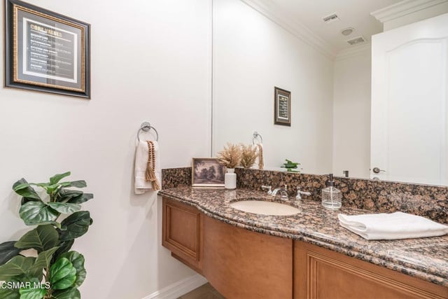 658 Longbranch Road, Simi Valley, CA 93065 — photo 28 of 61