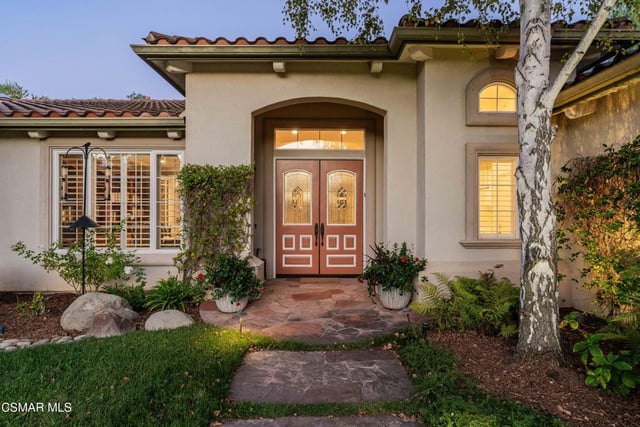 658 Longbranch Road, Simi Valley, CA 93065 — photo 5 of 61