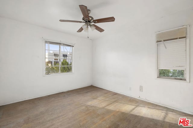 5636 Lindley Avenue, Encino, CA 91316 — photo 9 of 16