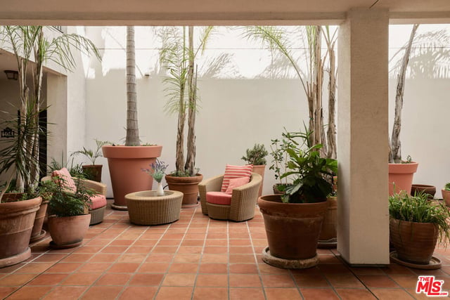 10639 Woodbridge Street 107, North Hollywood, CA 91602 — photo 17 of 21