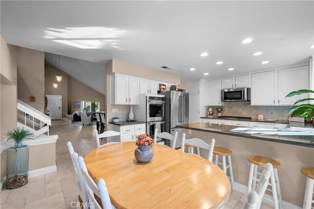 24521 Skyridge Drive, Newhall, CA 91321 — photo 16 of 75