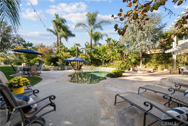 24521 Skyridge Drive, Newhall, CA 91321 — photo 38 of 75