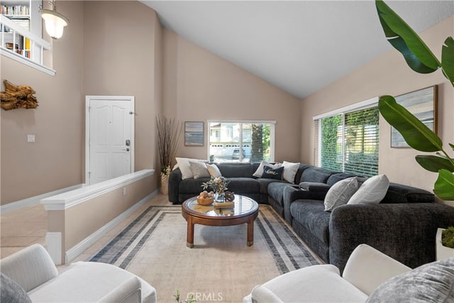 24521 Skyridge Drive, Newhall, CA 91321 — photo 5 of 75