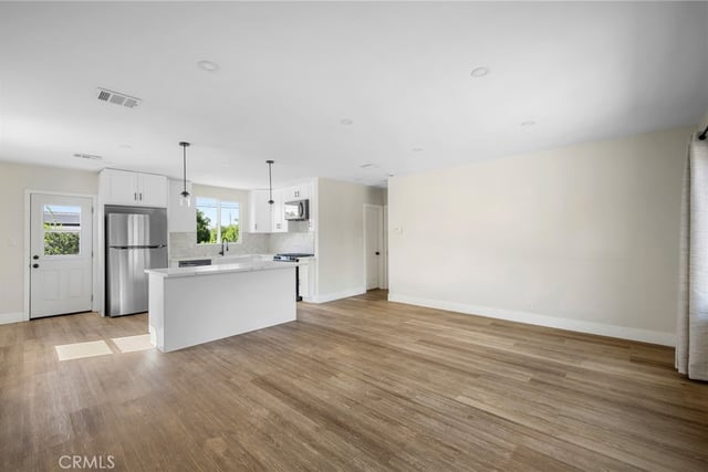 8881 Morehart Avenue, Sun Valley, CA 91352 — photo 4 of 27