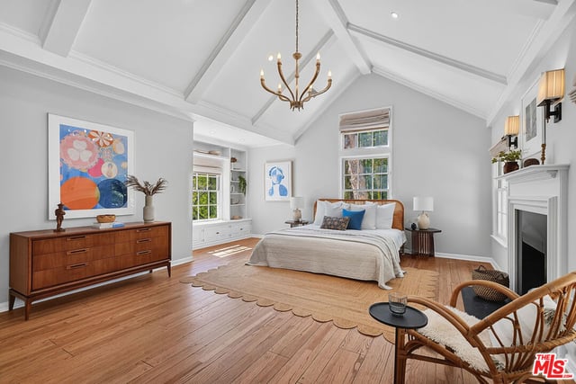 9305 Hazen Drive, Beverly Hills, CA 90210 — photo 32 of 59