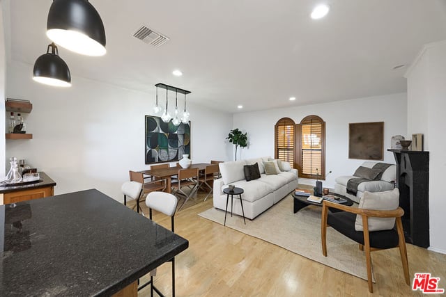 828 N Hudson Avenue 214, Los Angeles, CA 90038 — photo 13 of 26