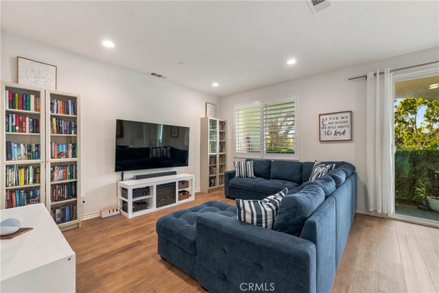 13910 Fairway Dr, Whittier, CA 90604 — photo 3 of 34