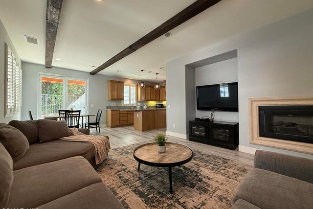 4548 Cielo Circle, Calabasas, CA 91302 — photo 10 of 44