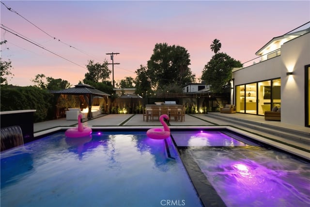 22518 Burbank, Woodland Hills, CA 91367 — photo 52 of 52