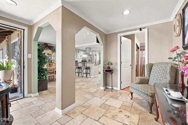 2040 Rhonda Street, Oxnard, CA 93036 — photo 7 of 34