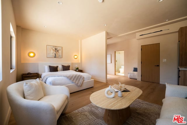 14807 Otsego Street, Sherman Oaks, CA 91403 — photo 35 of 75