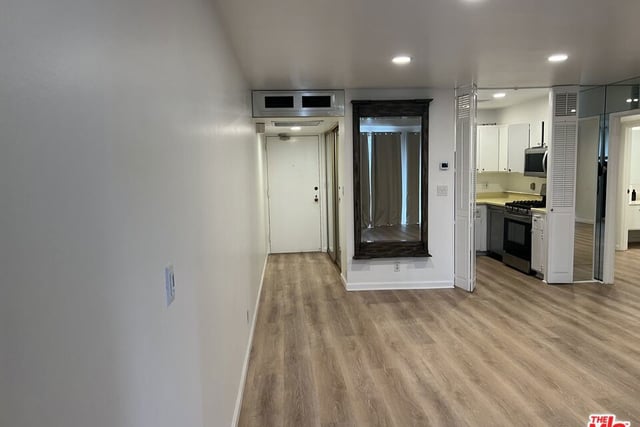 800 W 1st Street 2607, Los Angeles, CA 90012 — photo 4 of 61