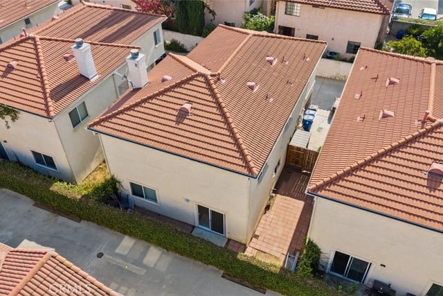 18340 Keswick Street 5, Reseda, CA 91335 — photo 5 of 45