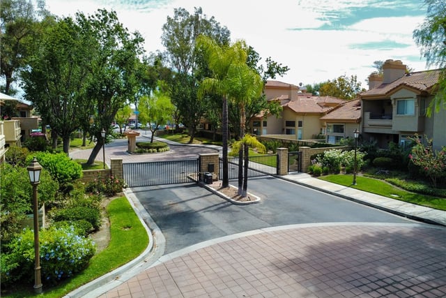 25873 Mcbean 54, Valencia, CA 91355 — photo 30 of 33