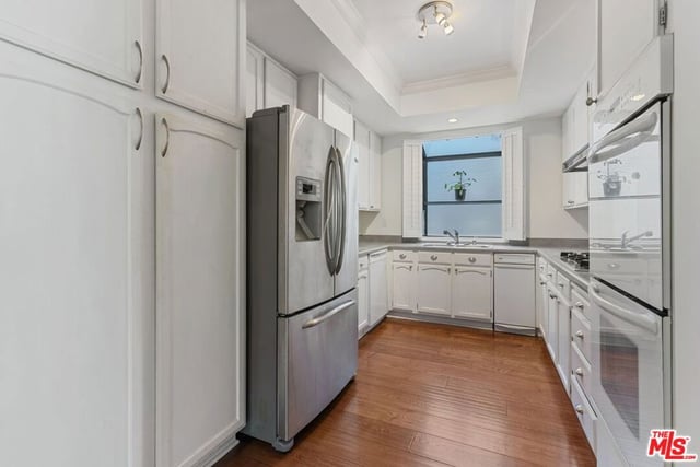 2031 S Bentley Avenue 107, Los Angeles, CA 90025 — photo 4 of 15