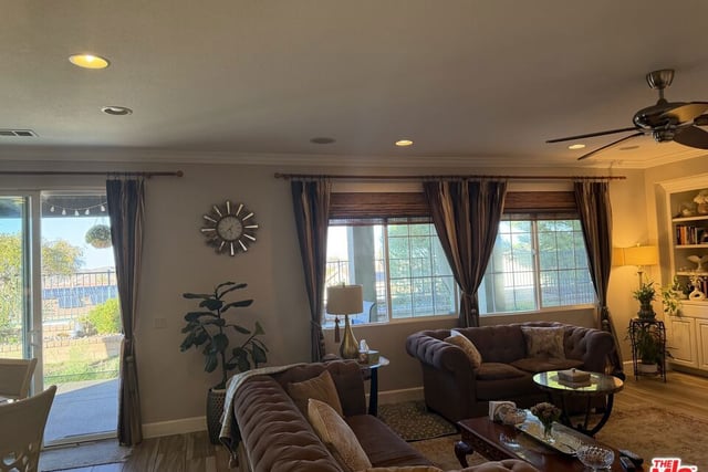 2409 Foxglove Court, Palmdale, CA 93551 — photo 12 of 44