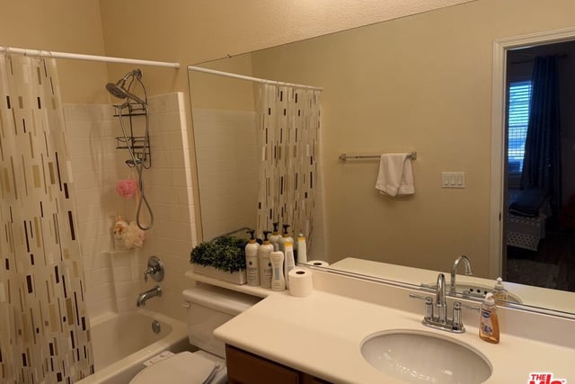 2409 Foxglove Court, Palmdale, CA 93551 — photo 29 of 44