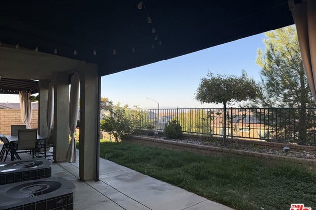 2409 Foxglove Court, Palmdale, CA 93551 — photo 43 of 44