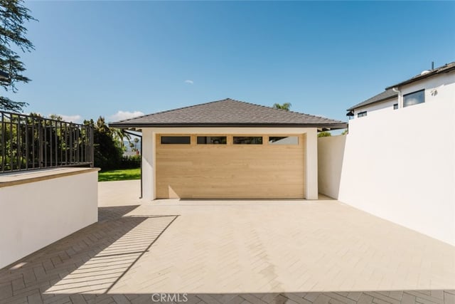 941 Sherlock Drive, Burbank, CA 91501 — photo 19 of 75