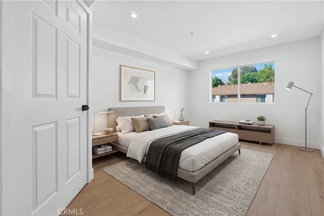 15455 Sherman 9, Van Nuys, CA 91406 — photo 18 of 20