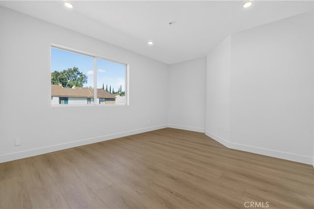 15455 Sherman 9, Van Nuys, CA 91406 — photo 9 of 20