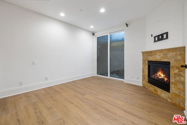 16123 W Sunset Boulevard 103, Pacific Palisades, CA 90272 — photo 7 of 17