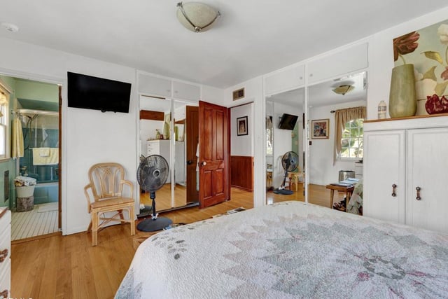 9701 La Canada Way, Los Angeles, CA 91040 — photo 14 of 37