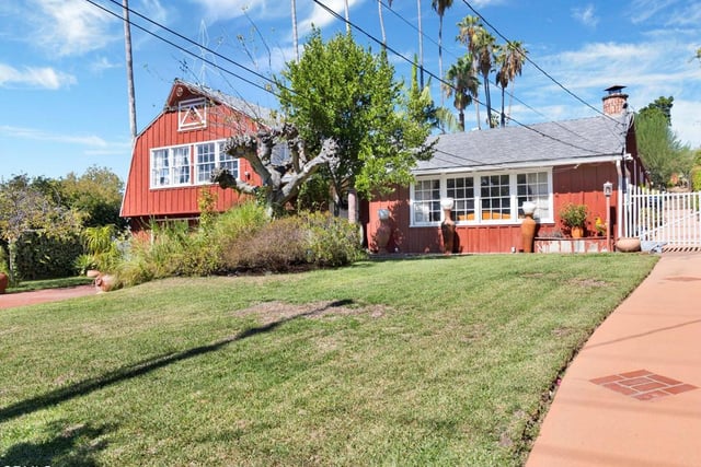 9701 La Canada Way, Los Angeles, CA 91040 — photo 34 of 37