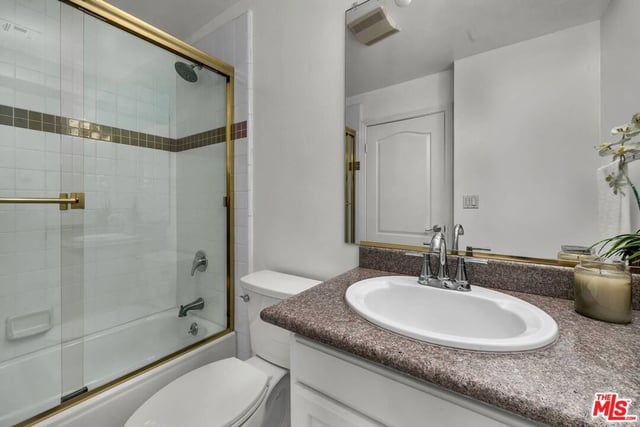 1100 S Clark Drive 201, Los Angeles, CA 90035 — photo 15 of 25
